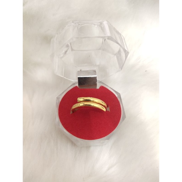 Cincin spiral lapis emas