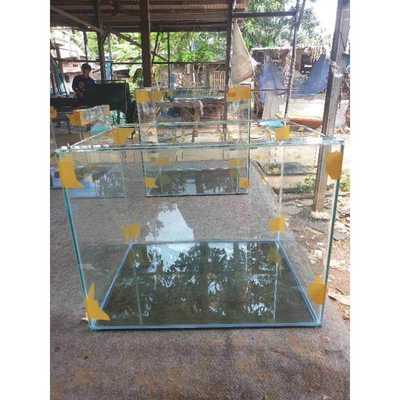 Aquarium kaca 50x40x40