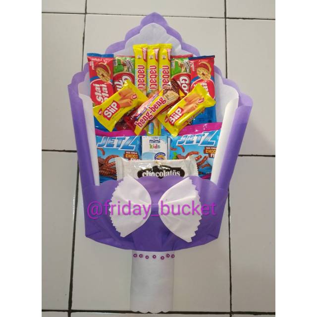 

Bucket snack / buket snack / hadiah wisuda / hadiah sidang / hadiah ultah