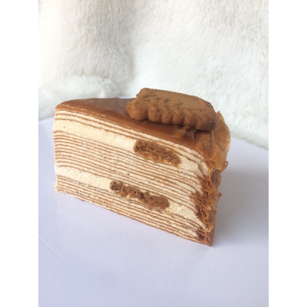 Jual LOTUS BISCOFF MILLE CREPES CAKE (SLICE) | Shopee Indonesia