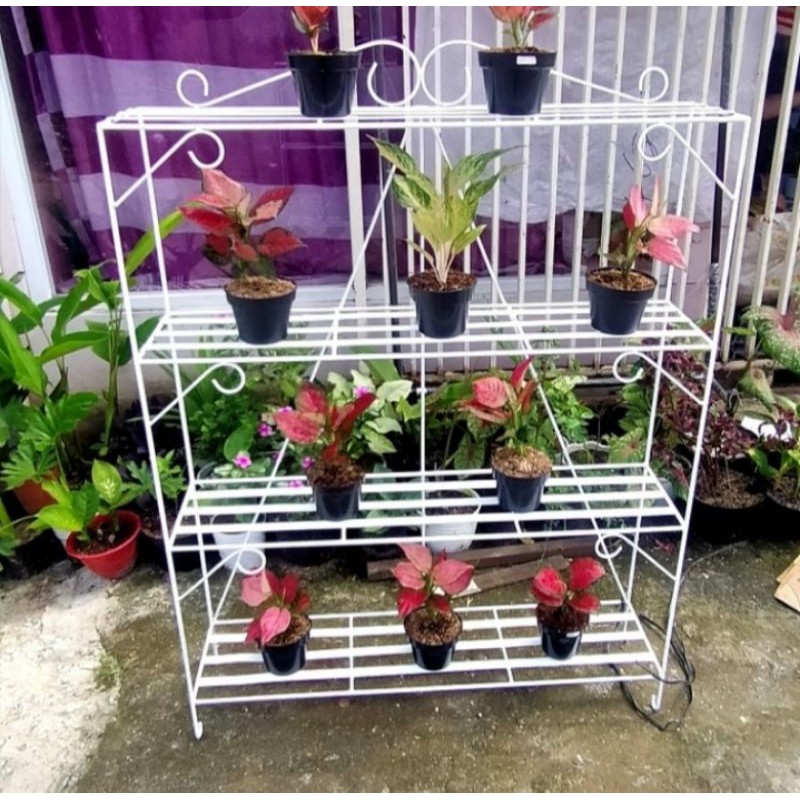 rak besi tanaman hias 4 susun