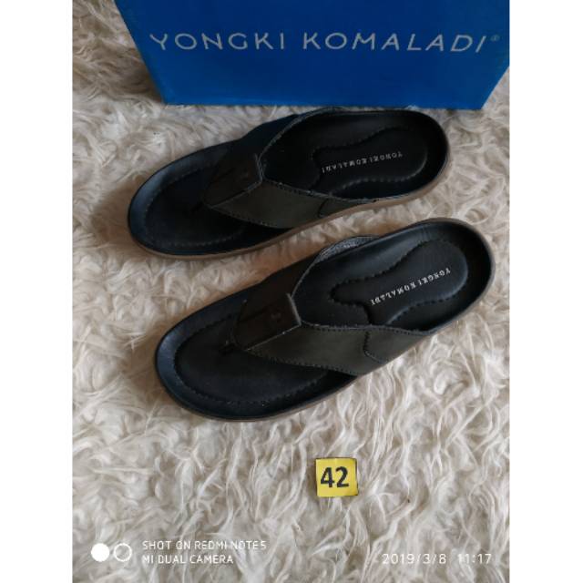 39 42 Sandal Pria Yongki Komaladi Ori Tan Lazada Indonesia