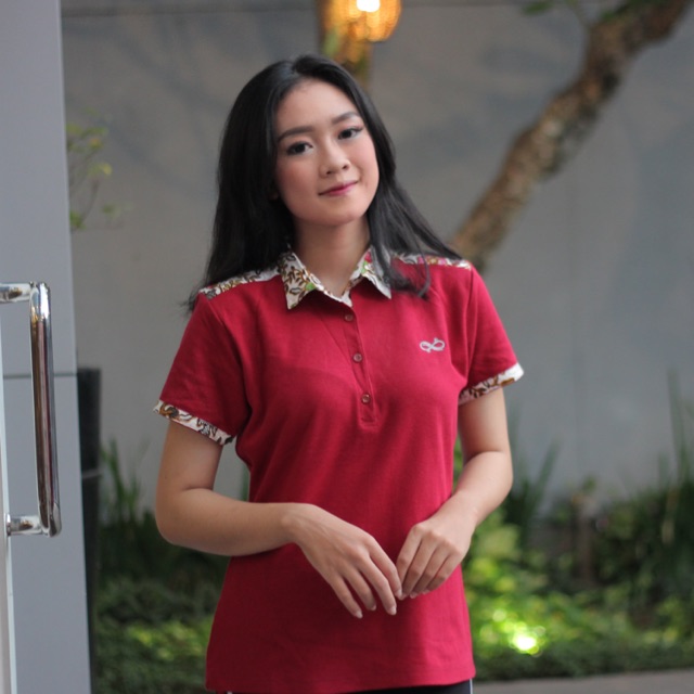 Loyal Kaos Polo Batik Maroon Modern Wanita M L XL XXL