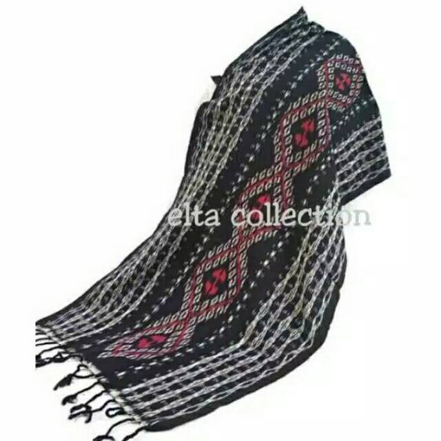 Selendang tenun ikat etnik toraja