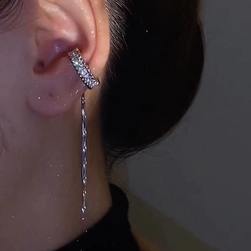 1 Pc Anting Rumbai Panjang Aksen Berlian Imitasi Untuk Wanita