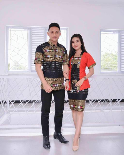 COUPLE RnB BAHAN KATUN KEMEJA M.L.XL