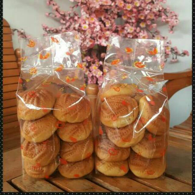 

PONTI DELIGHT Roti Kue Kap Selai Nanas Khas Pontianak oleh - oleh Pontianak,1 bkgs isi 10pcs