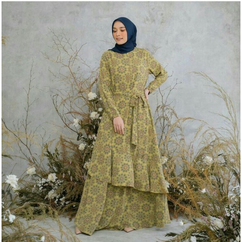 Saira Dress By Heaven Lights