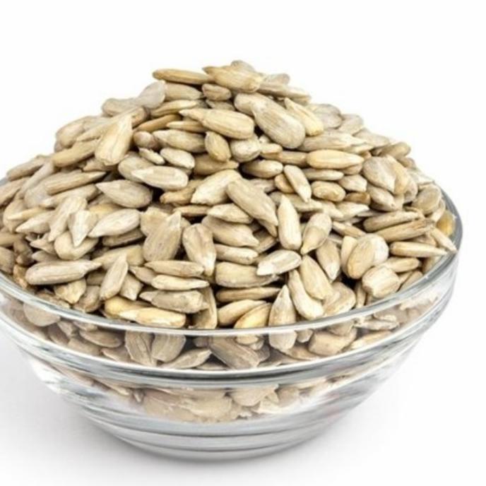 

biji bunga matahari kupas 1kg /sunflower seed mentah packing polosan