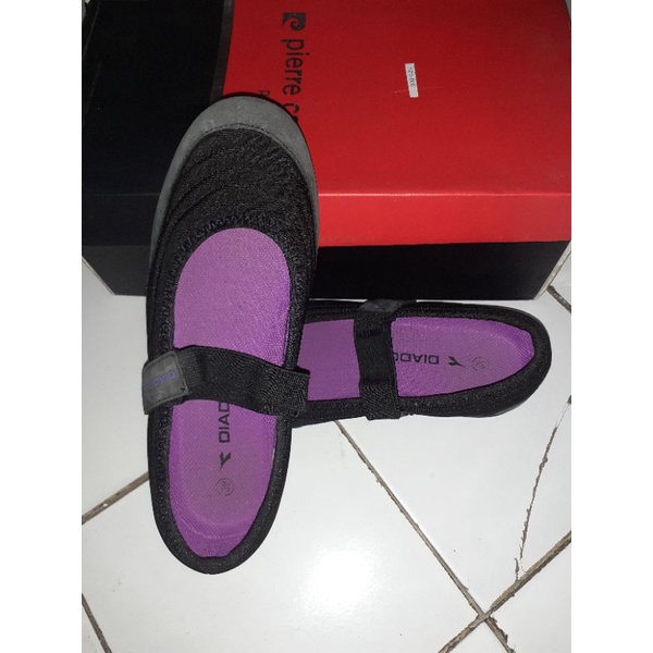 [PRELOVED] Sepatu Slip on Wanita Diadora