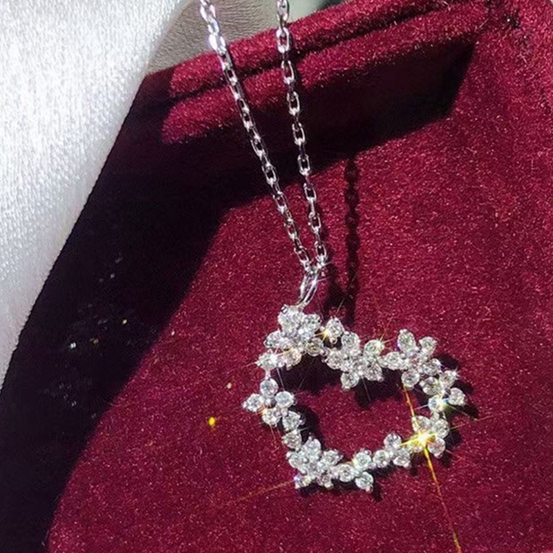 Kalung Rantai Wanita Liontin Bunga Hati Hias Cubic Zirconia Putih