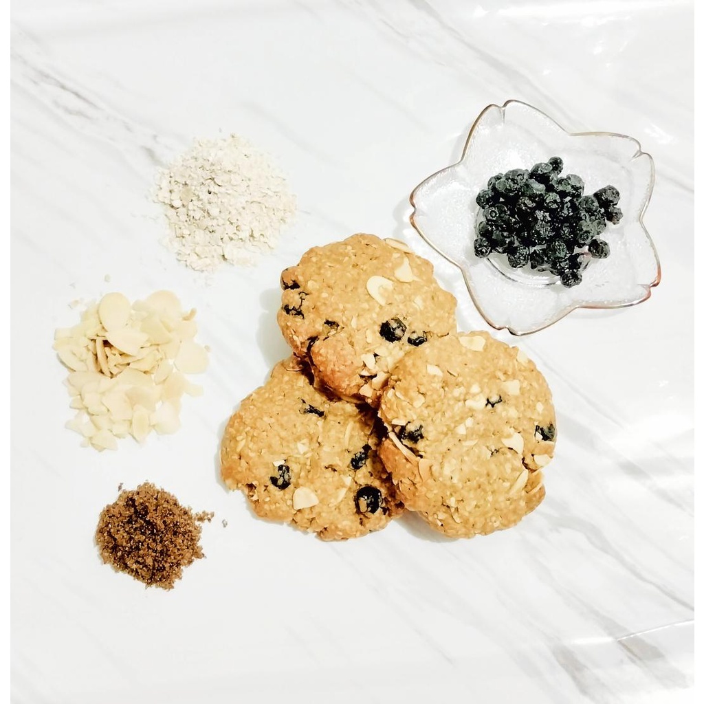 

Oatmeal Cookies Almond Blueberry