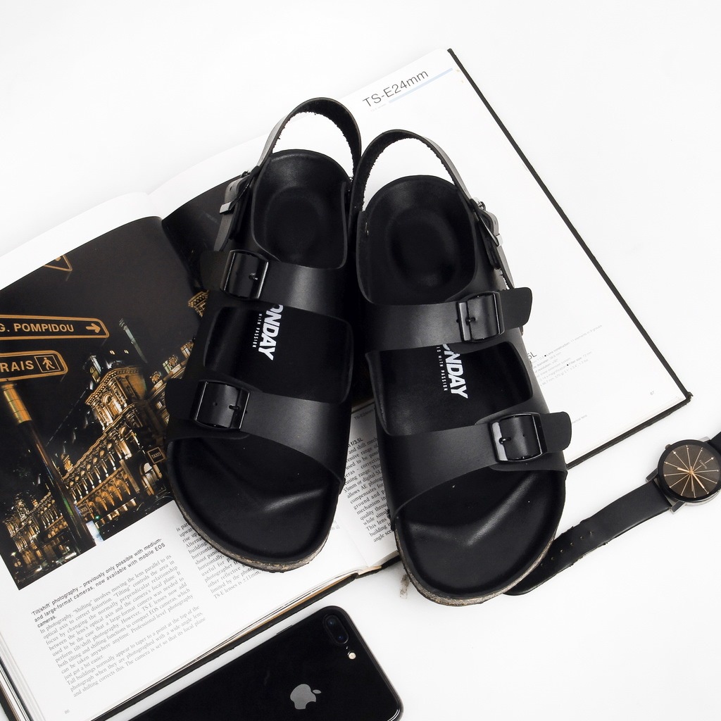 ZORA FULL BLACK ORIGINAL x MONDAY Sandal Casual Hitam Pria Sendal Slide Jalan Santai Harian Main Hangout Slop Kerja Formal Kondangan Lebaran Selop Remaja Dewasa Semi Kulit Premium Distro Footwear Tali 2 Strap Big Size Jumbo Ukuran Besar 44 Keren Terbaru