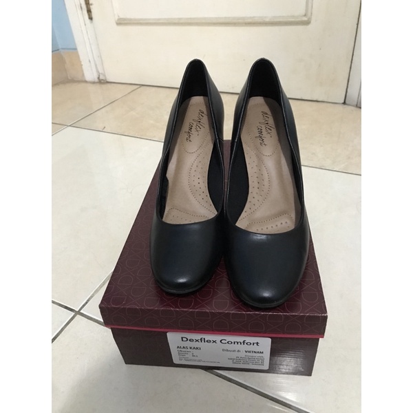 [Preloved Like New] Payless Dexflex Comfort Black High Heels Seri Kendel