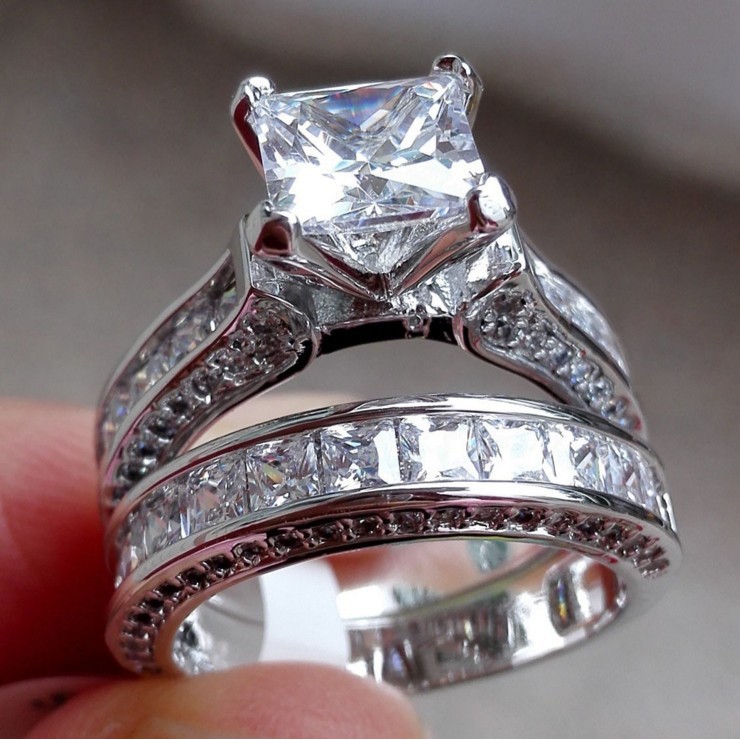 2pcs / set Cincin 925 Silver Hias Zirkon Sapphire Putih Bentuk Persegi Untuk Pasangan