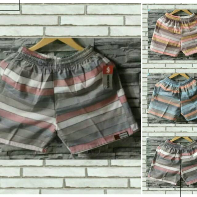 CELANA PENDEK/MOTIF SALUR/CELANA SANTAI KATUN SALUR//TONNI DJAYA