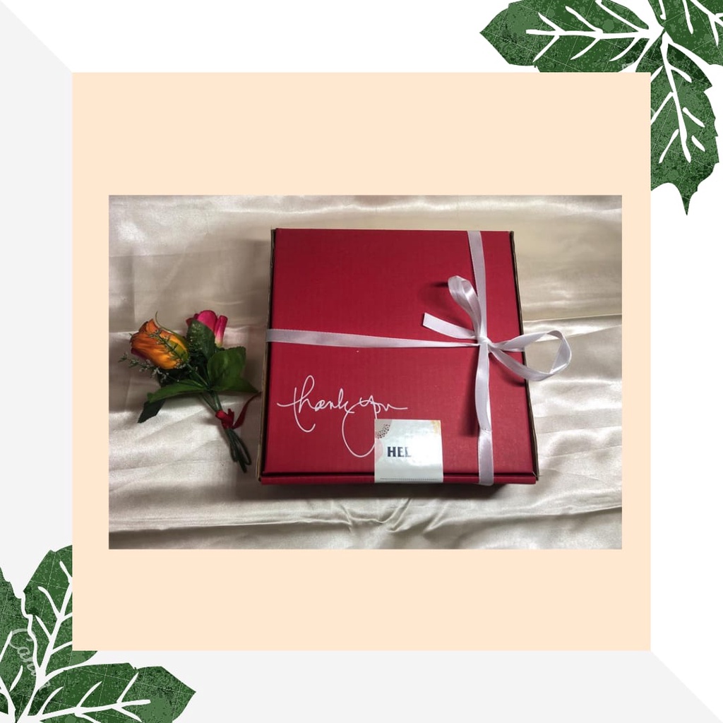 

HAMPERS SNACK BOX / GIFT SNACK BOX BY RV.BOX ( SIZE LARGE / RED COLOUR )