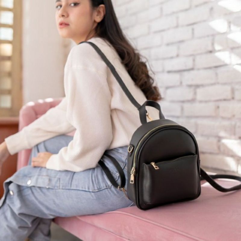 Preloved Mini Ransel Flicka J 23 BLACK [𝗙𝗿𝗲𝗲 𝗗𝘂𝘀𝘁 𝗕𝗮𝗴]