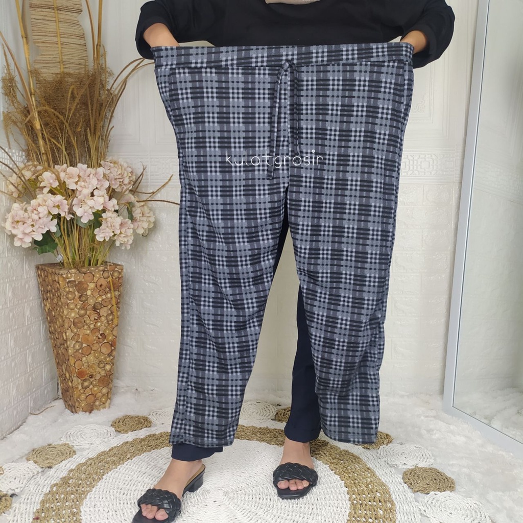 CELANA TARTAN SIZE JUMBO XL XXL / CELANA MOTIF KOTAK SUPER JUMBO