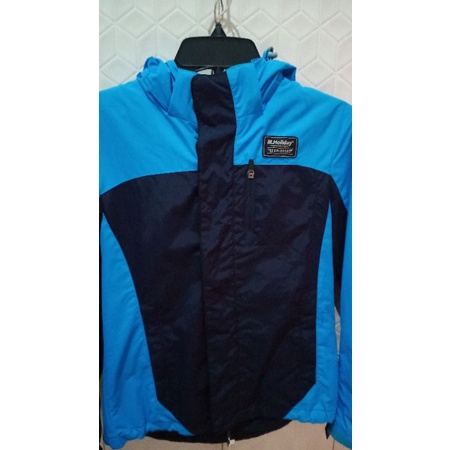 Jaket Second M.Holiday Explore