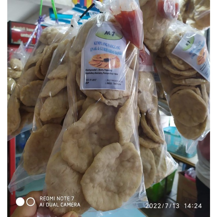 

Kemplang panggang MJ khas bangka kemplang cuka bangka