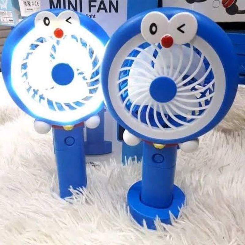 Medan Termurah Cantik &amp; lucu ada lampunya Kipas portable genggam fan led