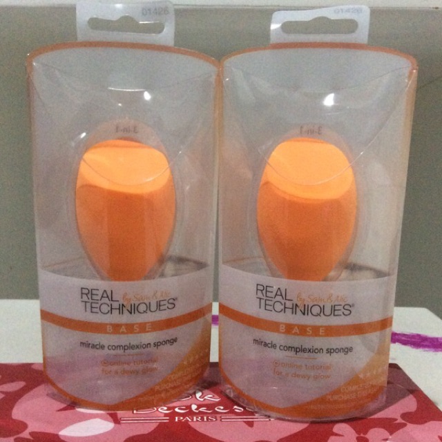 Real Techniques Miracle Complexion Sponge