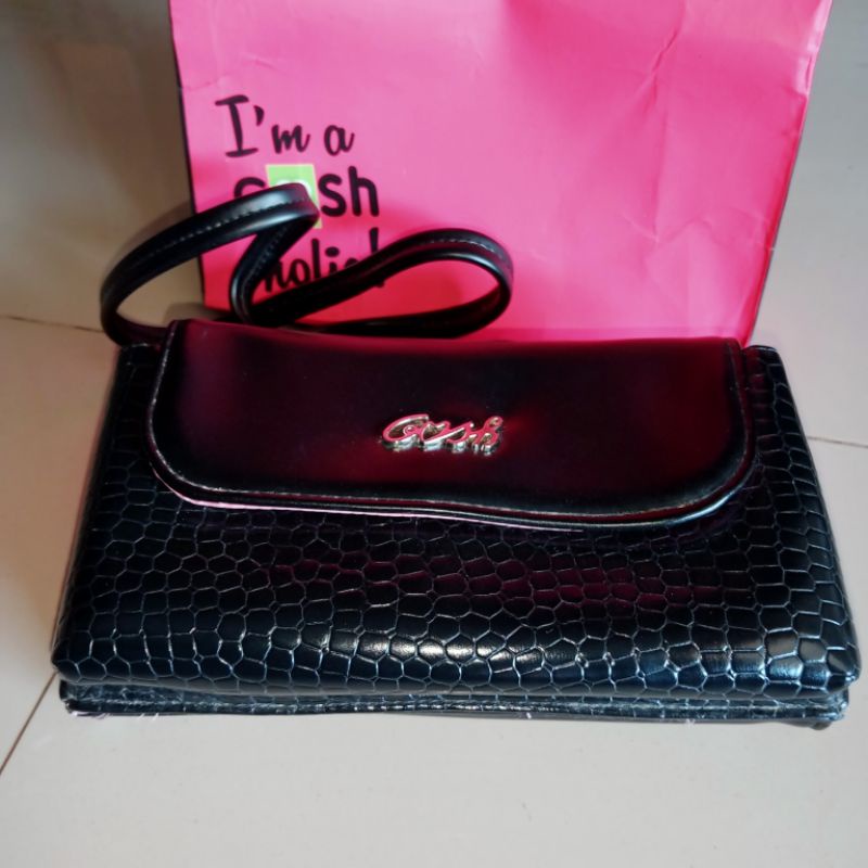 tas gosh hitam preloved