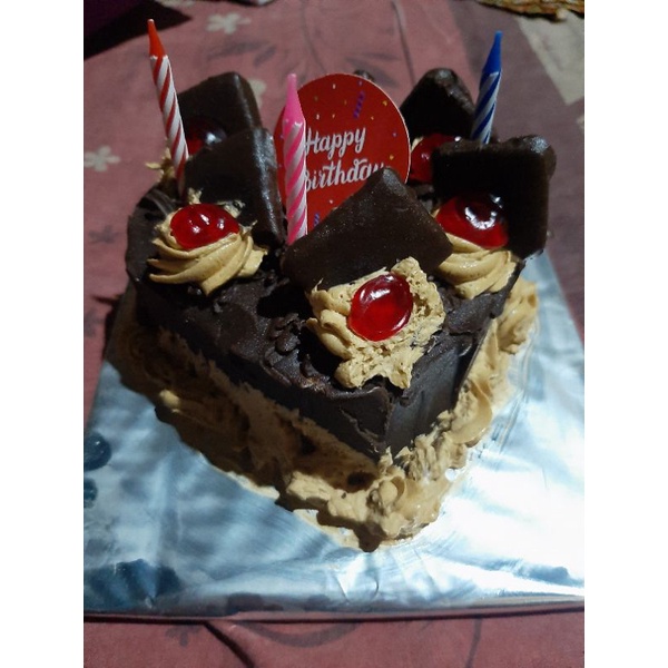 

PAKET KUE ULANG TAHUN