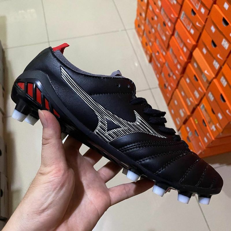 Sepatu Bola Mizuno Morelia Neo 3 Black Red