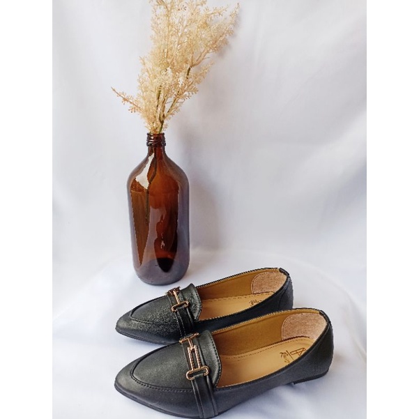 Fortunaofficial - Hanna Flatshoes Hitam | Flatshoes Hitam | Flatshoes Cewek Kekinian | Flatshoes Ker