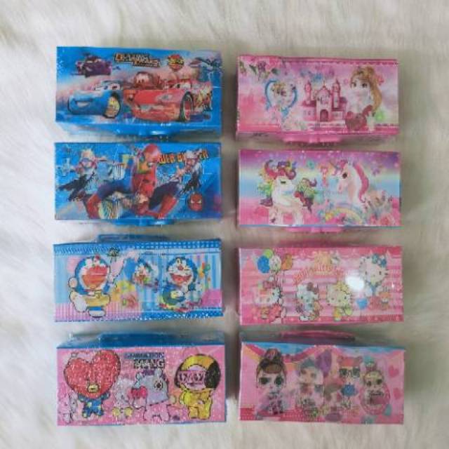 

Tempat Pensil kode Karakter 3D Hologram
