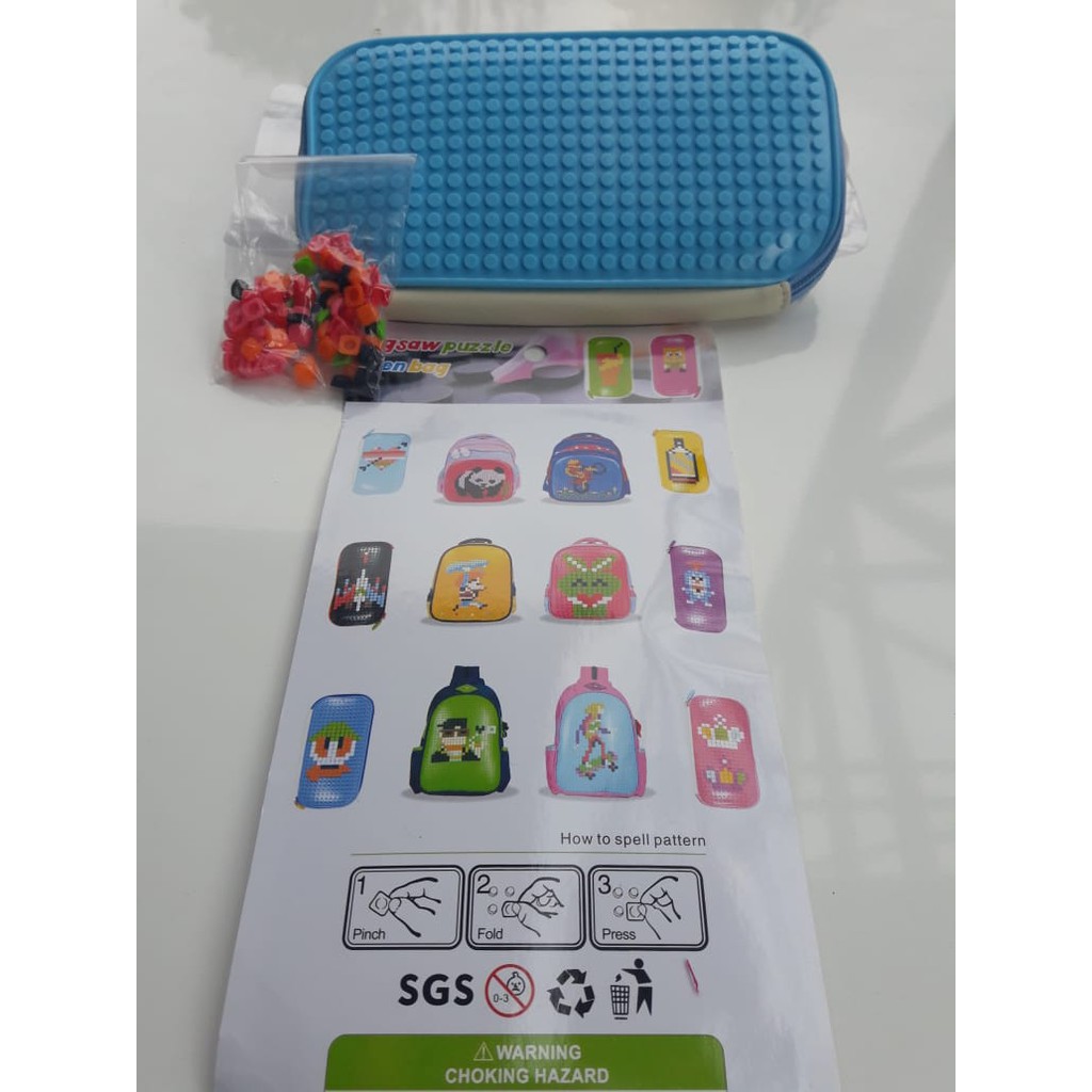 

KOTAK PENCIL LEGO BIRU MUDA