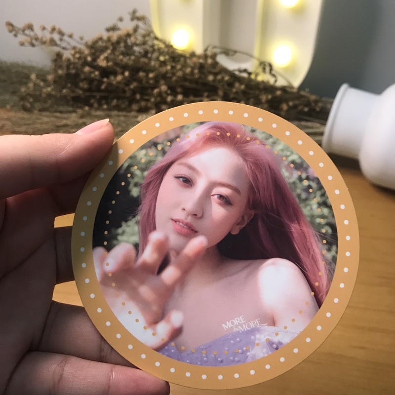 TWICE OFFICIAL CIRCLE CARD MORE & MORE MINA JIHYO