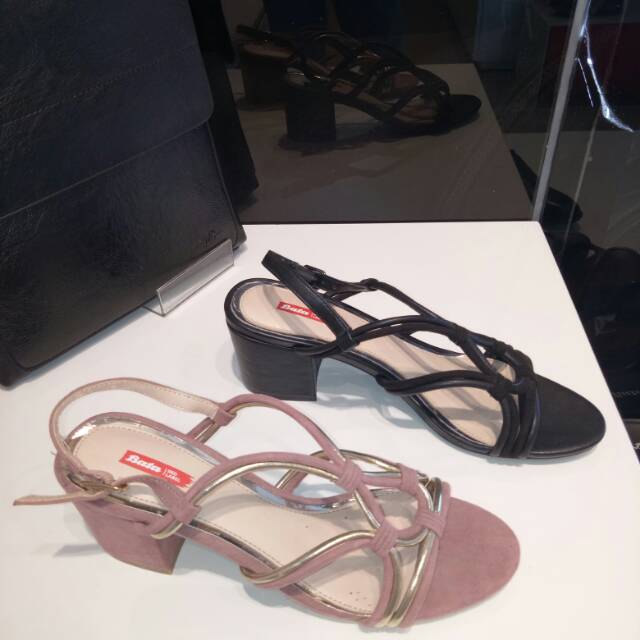 Sandall heell wanita bata red label bahan sintetis