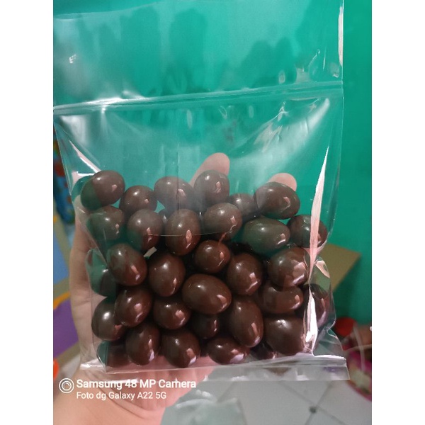 

Cokelat bites almond 250 gram