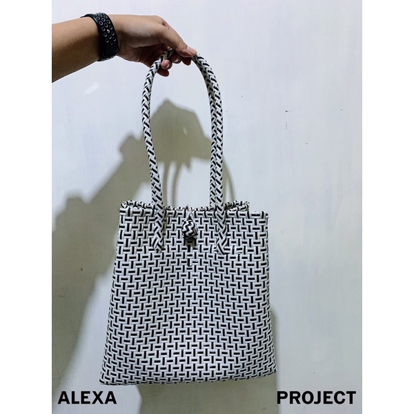 TAS ANYAMAN PLASTIK / TAS SOUVENIR / TAS HAMPERS