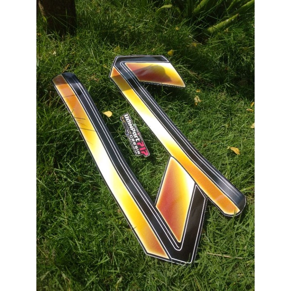 striping cb125 striping tangki cb125 simple hits