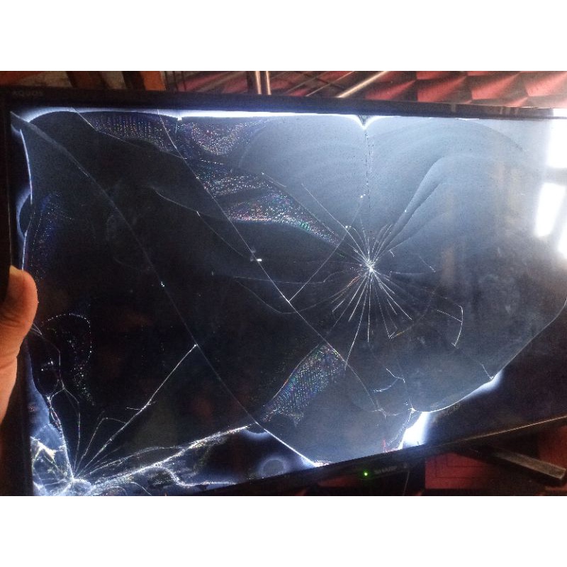 SATU PAKET MESIN TV sharp AQUOS 24"inch PANEL LAYAR TV SHARP AQUOS 24 INCH P  LC-24LE170I