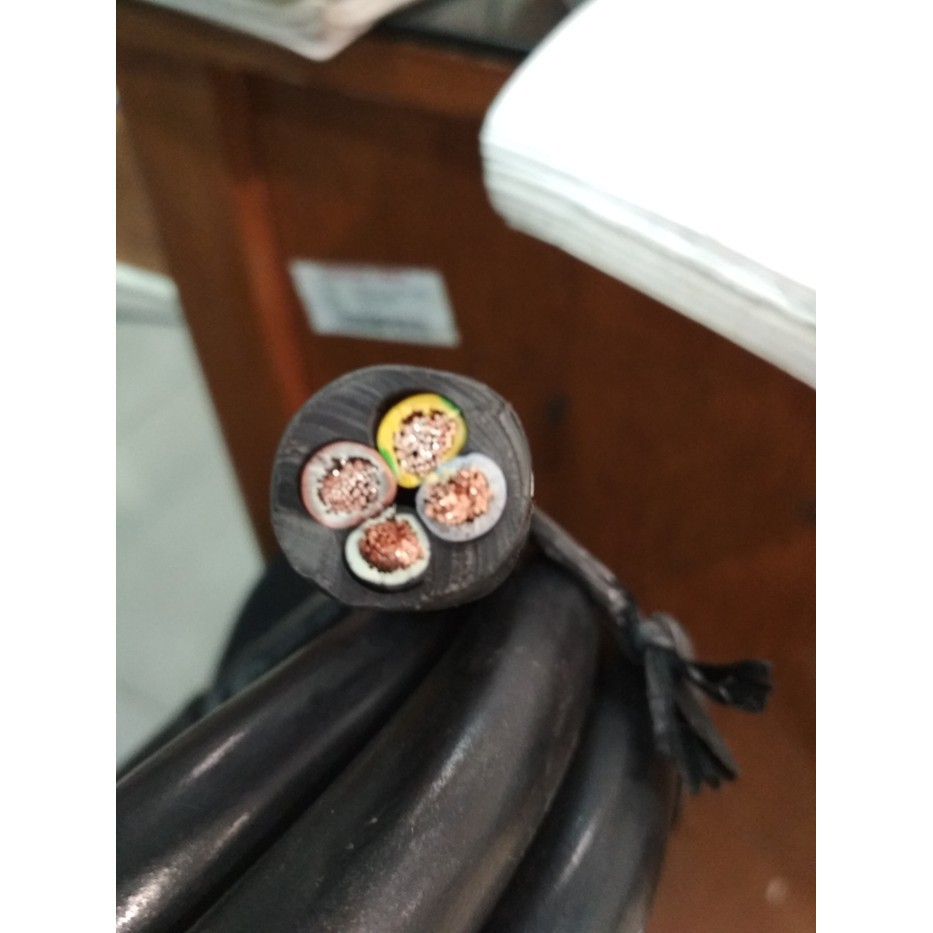 Kabel Listrik Serabut Hitam NYYHY 4 x 10 4x10 Eterna (Meteran) Kabel NYYHY 4 x 10mm 4x10mm 4 x 10 mm