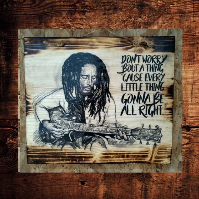 HIASAN UNIK LUKISAN KAYU BOB MARLEY INTERIOR STUDIO HIASAN UNIK LUKISAN KAYU BOB MARLEY INTERIOR STUDIO