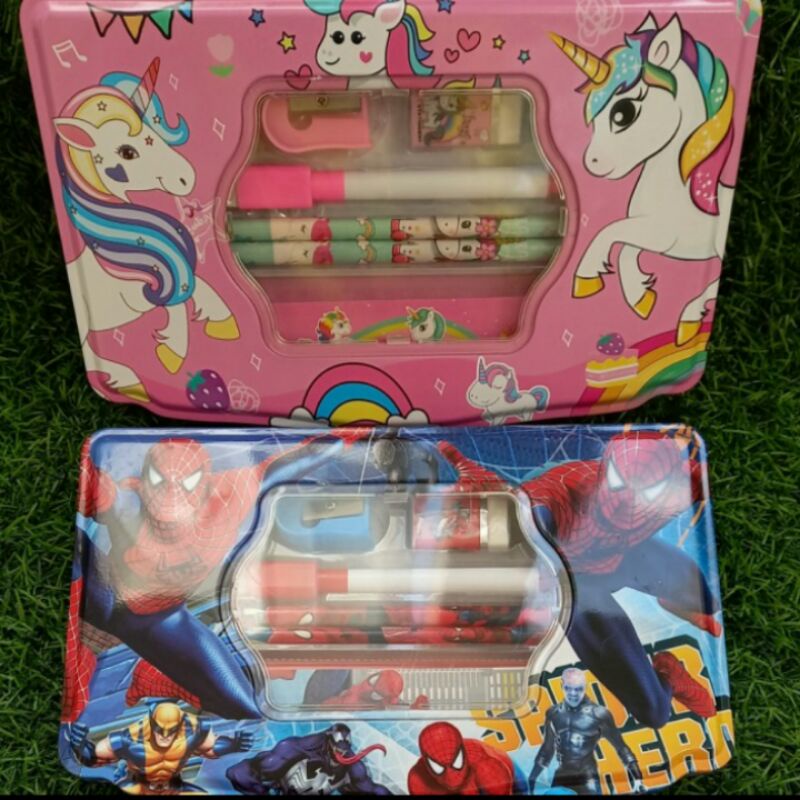 

Tempat pensil unicorn, spiderman, panda set papan tulis / Kaleng pensil unicorn, spiderman set alat tulis, papan tulis