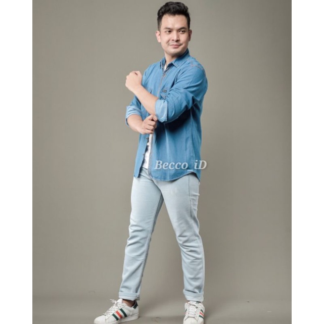 kemeja jeans denim lengan panjang pria - kemeja jeans distro lengan panjang - kemeja denim import - kemeja jeans distro murah terbaru