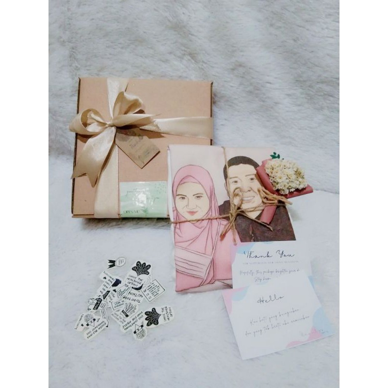 

GIFT BOX/HAMPERS/TOTEBAG CUSTOM+JASA DESAIN VECTOR/KARIKATUR/TAS+PACKING+CUSTOM CARD