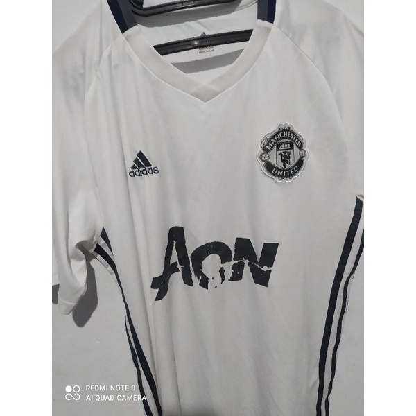 jersey Manchester united putih