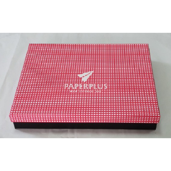 

Kotak Kado / Kotak Hadiah / Gift Box Pakaian B / Motif Kotak Bulat Merah