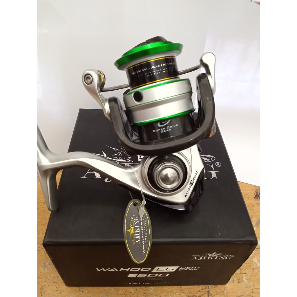 REEL AJIKING WAHOO LG LIGHT GAME 2500