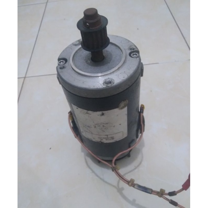 Dinamo Motor Dc Permanen Magnet 180V 4000Rpm