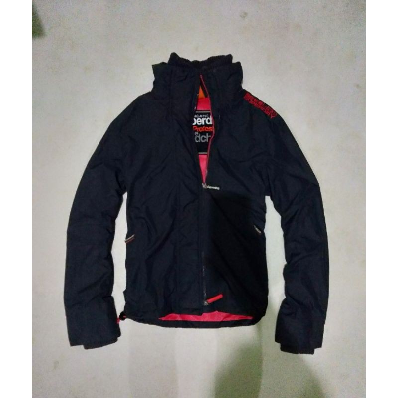 JAKET SUPERDRY WINDCHEATER