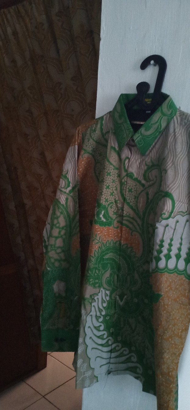 Kemeja Batik Eksklusif Warna Hijau Batik Lengan Panjang Pria Opo Ijo Batik Lapis Furing Terbaru